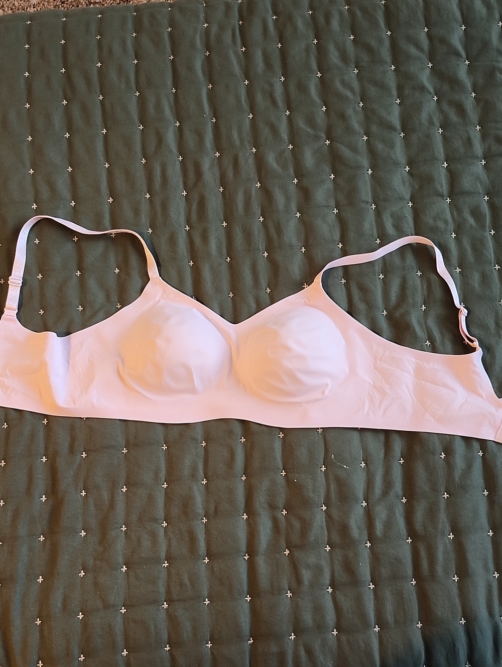 Victoria's Secret Seamless Light Pink Wireless Everyday Bra